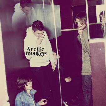 arctic-monkeys-humbug-2009