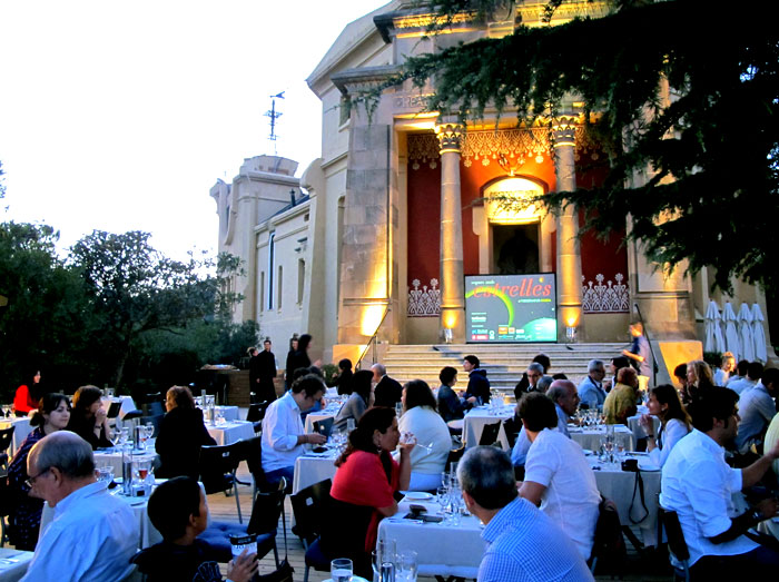 Sopar a la terrassa de l'Observatori Fabra