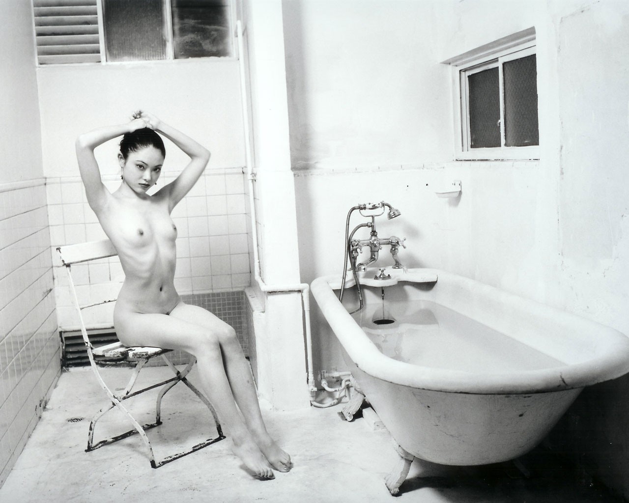 http://www.bcncultura.cat/wp-content/uploads/2011/08/Nobuyoshi-Araki.jpg