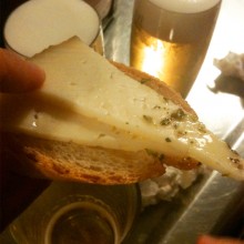 Tapa + canya a la Gata Mala